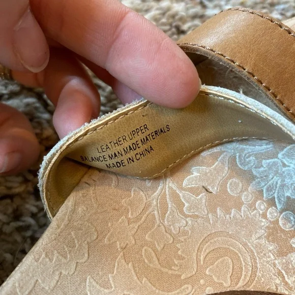 Womens BOC Leather Strappy Sandals size 9 Cork Heel - Picture 4 of 9